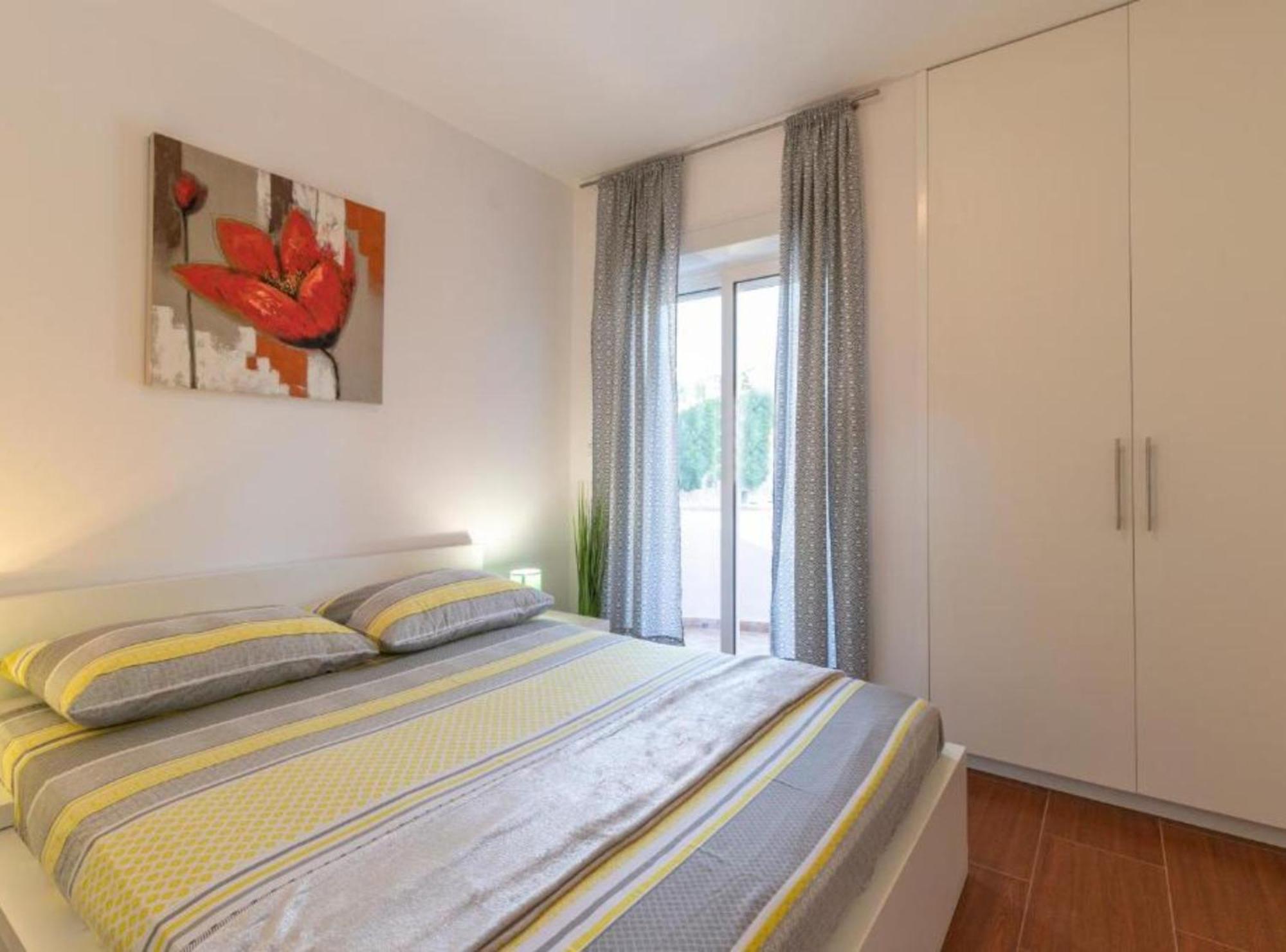 Ferienwohnung M & B Bibinje Exterior foto